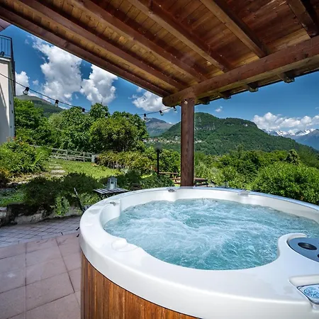 Agribenessere Brenzio Aparthotel